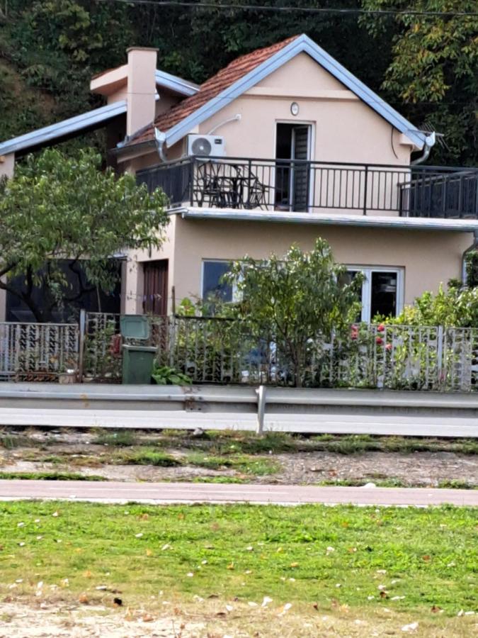 Apartmani Dordevic Galambóc Kültér fotó